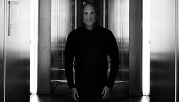 James Ruskin: „A techno még mindig meg tud lepni”