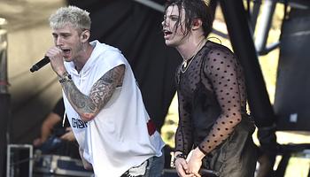 MGK beszólt Yungbludnak a jegyárak miatt: "shut the fuck up"