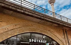 Új klub nyílik Berlinben az Alexanderplatznál