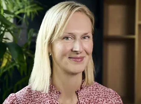 Távozik Isabel Garvey, a Warner Music UK operatív vezetője