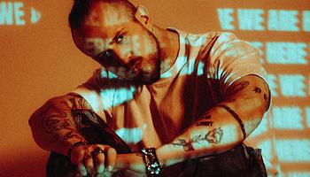 DYEN bejelentette első albumát, a Here We Are-t