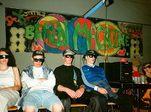 Új dokumentumfilm idézi meg a brit rave-kultúra aranykorát