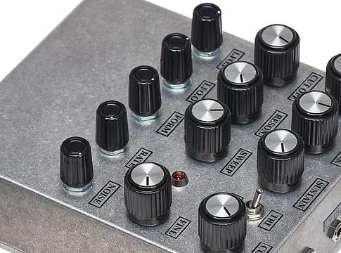 JMT Synth VDR-1 – Kísérletező kedvű zenészek titkos fegyvere