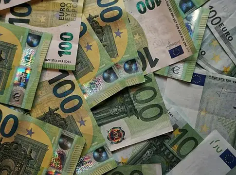 UMG 1 milliárd eurós kötvénykibocsátást indít az Euronexten, június 16-i zárással