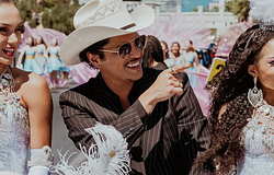 Bruno Mars egymillió dollárt ad a készülő nevadai gyermekkórháznak