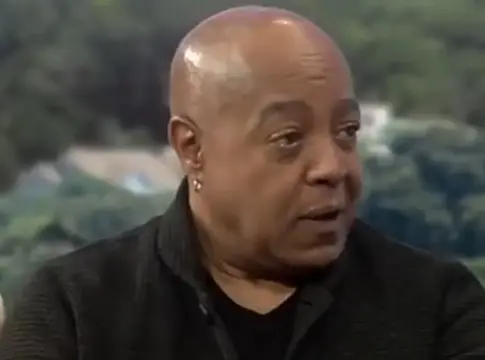 Elhunyt Peabo Bryson, a Disney-duettek hangja, 75 éves volt
