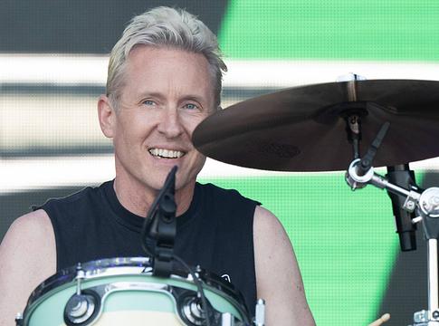 Josh Freese: „Visszatértem oda, ahová tartozom”