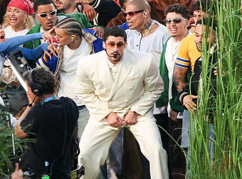 Az FCC szerint nem sértett szabályt Bad Bunny Super Bowl-fellépése