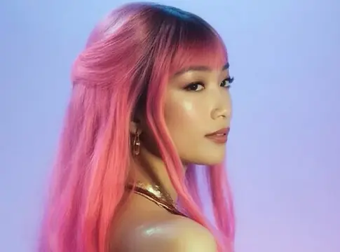 AI és pop találkozása: Timbaland és Ne-Yo csapata globális sztárt épít TaTa Taktumiból