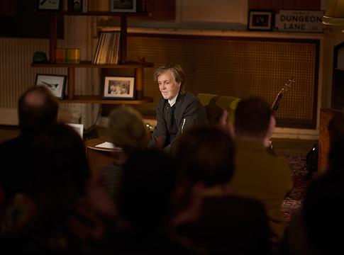 Paul McCartney intim hallgatóesten mutatta be új albumát az Abbey Roadon