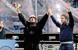 Oasis: kiszivárgott, hogy jövő nyáron visszatérhetnek Knebworth-be