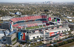 Nő a nyomás a Tampa-beli Kanye West-koncertek lemondására