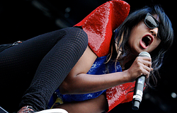 Kid Cudi levette a turnéról M.I.A.-t, az énekes-rapper visszaszólt
