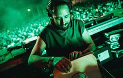 Cristian Varela 10 vinylje: ipari él és tánctér-fókusz egy listában