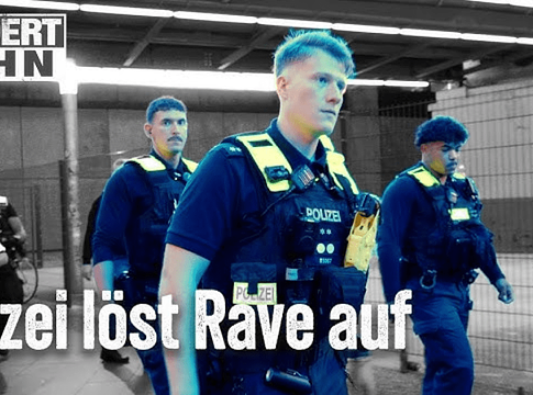 Rendőrök akcióban egy berlini illegális rave-en