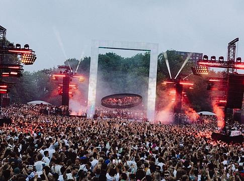 No Art Manchester 2026: kastélyparkban debütál a kétszínpados fesztiválélmény