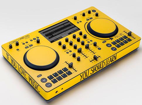 Jótékony árverést indít a Youth Music az ifjúsági zenei projektek támogatására