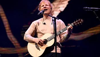 Ed Sheeran: „Hibákat követek el, és nagyon sajnálom”