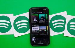 A Spotify kritikák kereszttüzében: Explicit tartalmak jelentek meg a keresési eredmények között