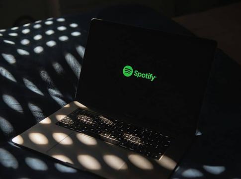 A Spotify élő fesztiválközvetítések felé nyit