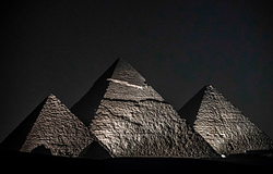 Titokzatos bejárat a gízai piramisban?