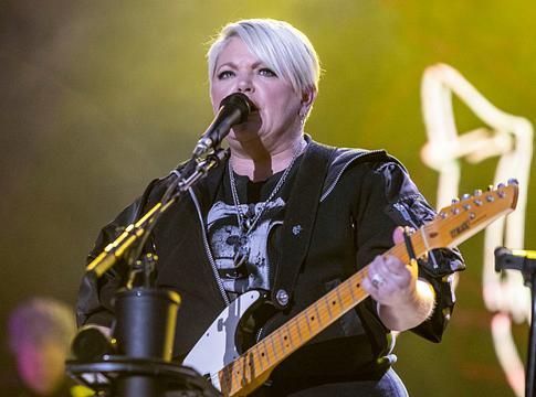 A The White House visszaszólt Natalie Maines Trumpot „fugly slut”-nak nevező posztjára