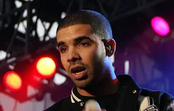 Drake 1,5 millió dollárt bukott a vb-döntőn, újra előkerült a „Drake Curse”