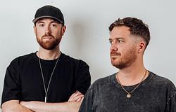 Új klubfegyverrel tért vissza a Gorgon City