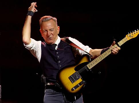 Bruce Springsteen a színpadról: „Nincs helye a politikai erőszaknak” Trump elleni merényletkísérlet után