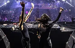 Visszanézhető Amelie Lens és Sara Landry brutális Ultra Miami szettje