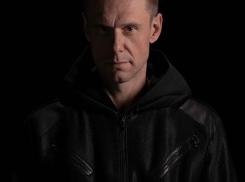 Armin van Buuren ismét a világ legjobb trance DJ-je lett