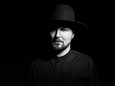 Kölsch új kislemeze, az „All Week” megnyitja a KINEMA korszakát