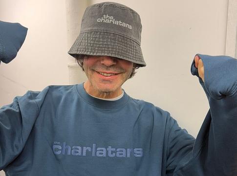 Tim Burgess ingyenes Merch Marketet szervez Londonban