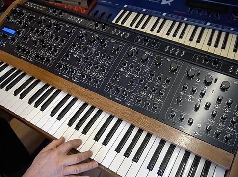 NRSYNTH bemutatta a Quatuort, az Oberheim Four-Voice kézzel készült klónját