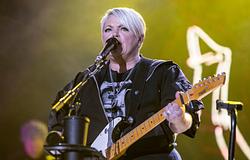 A The White House visszaszólt Natalie Maines Trumpot „fugly slut”-nak nevező posztjára