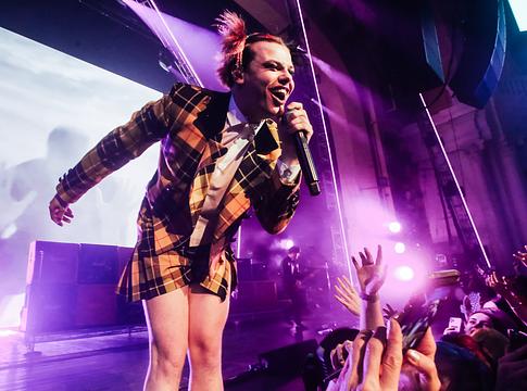Yungbludot Elton Johnhoz hasonlította Billy Corgan