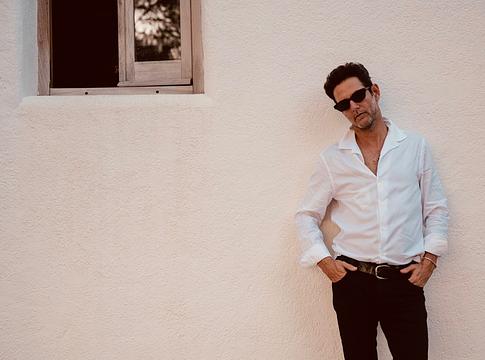 Visszatér a RUMORS Ibizára: Guy Gerber újraépíti a nyár legintimebb világát