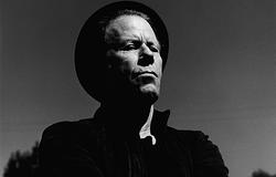 Tom Waits új, sötét humorú spoken word dala: The Fly