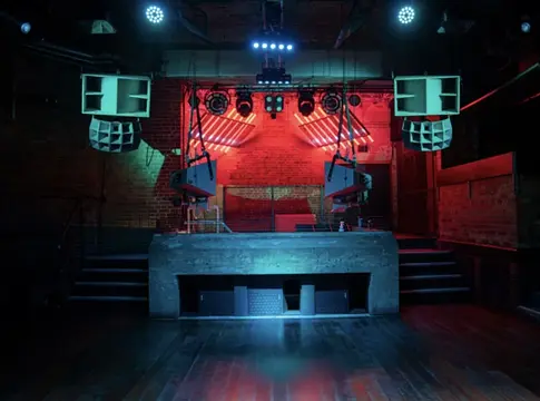 fabric megújította a hangrendszert a 2. és 3. teremben