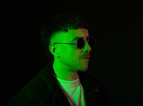 Axel Boy első EP-je, a Shangri-LA a Deadbeatsnél jelent meg