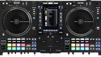 Rane System One: motoros tányérok és laptopmentes DJ-zés egyetlen rendszerben