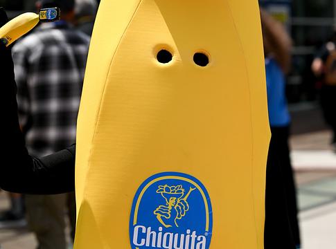 End It: banánjelmezes rajongóval zárta le a hónapok óta tartó botrányt