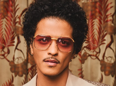 Bruno Mars tíz év után új albummal és stadionturnéval tér vissza