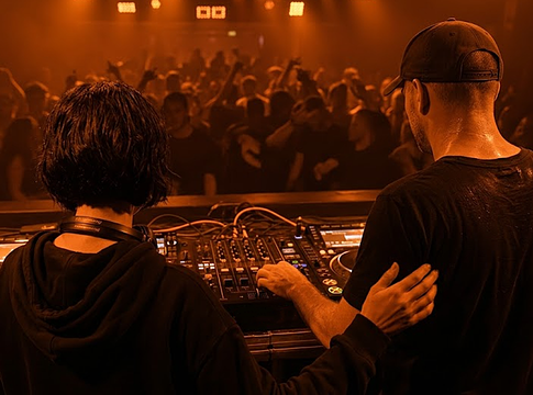 The Backseat EQ Tweaker: amikor a DJ nem hajlandó lemenni a pultból