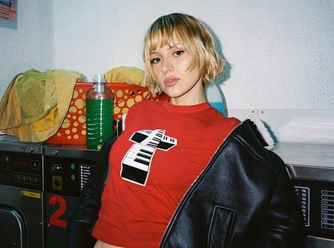 Angèle és a Justice közös dala új lendületet ad az electropopnak