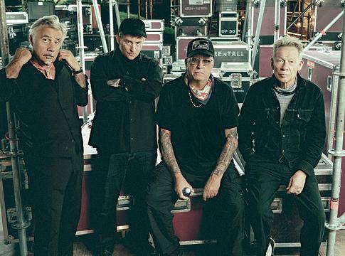 Sex Pistols és Frank Carter jubileumi punkturnéra indul