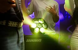 SOUNDBOKS Lightboks: Zenére reagáló, hordozható party fény