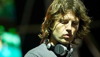 Hernan Cattaneo és Mercurio új köntösbe öltöztette az HVOB „Attention” című dalát