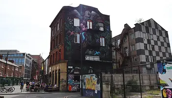 Lakásfejlesztés fenyegeti a manchesteri Stage & Radio-t