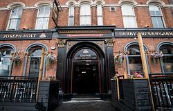 Dokumentumfilm mutatja be a The Derby Brewery Arms queer központtá válását
